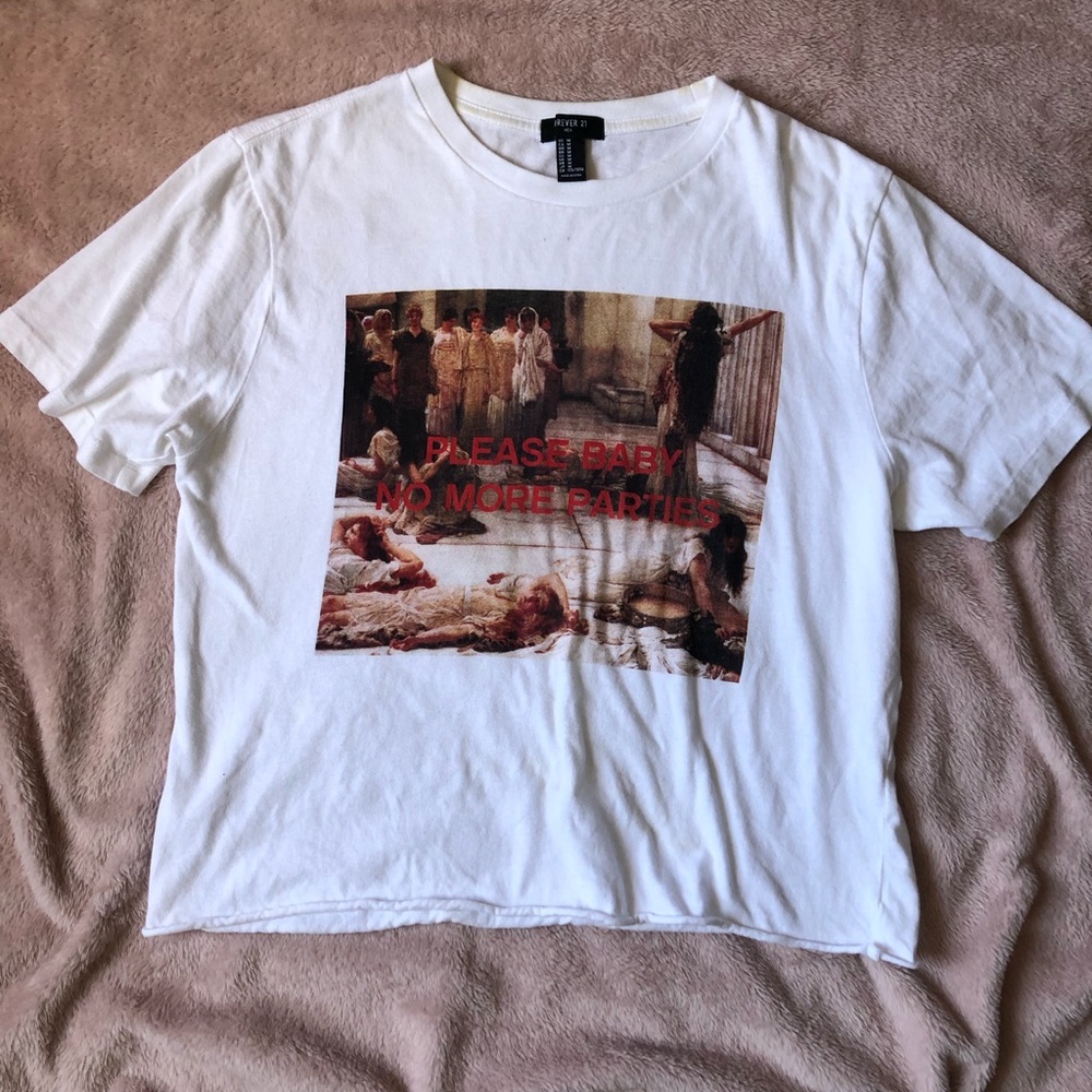 Cropped tee